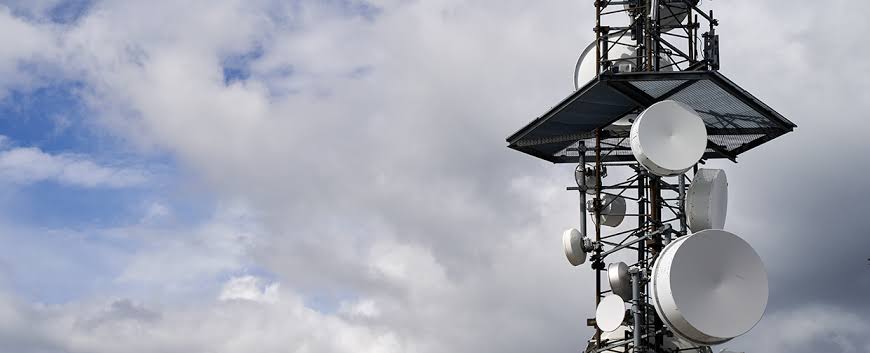 Vodacom Sues Regulator Over Hidden Deals for Wireless Frequencies