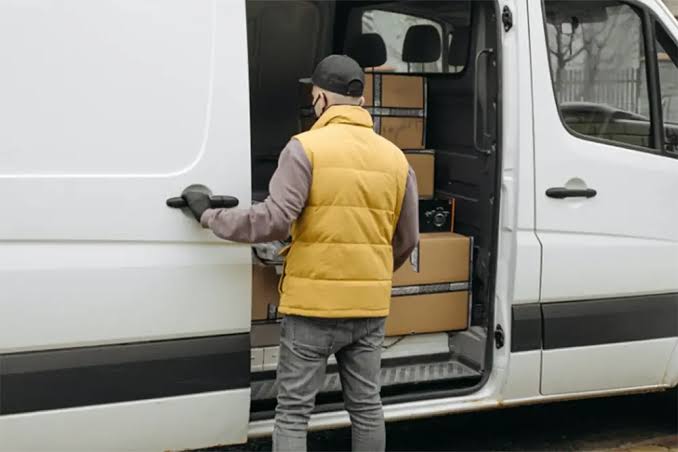 Last-mile Delivery Services Increase Base Prices as Fuel Costs Rise