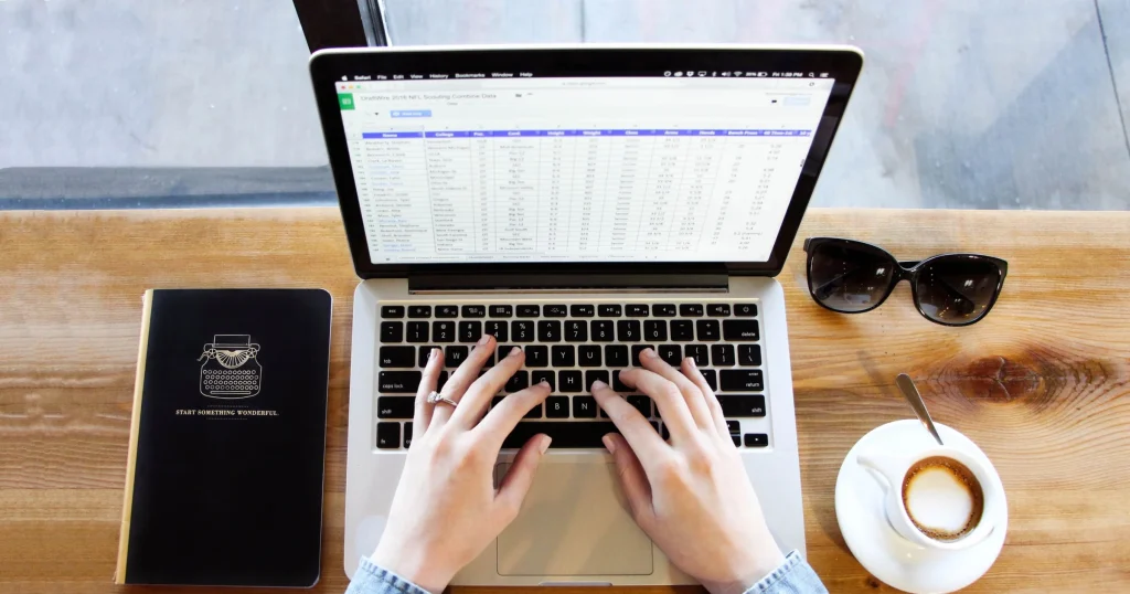 Online Jobs in Kenya That Pay Through Mpesa